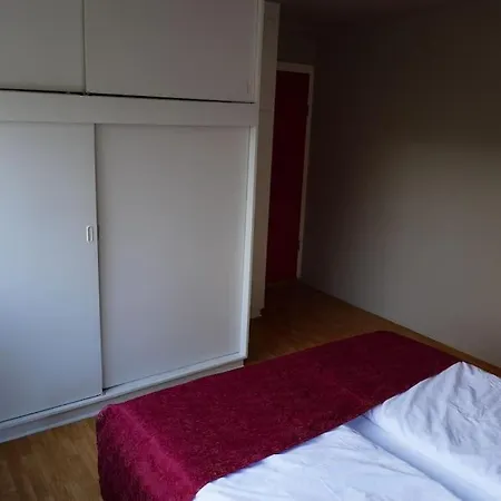 Spacious Near Sky Lagoon Reykjavik
